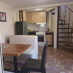 Devora 1 & Bar & Restaurant Apartment