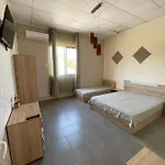 Devora 1 & Bar & Restaurant Apartment *