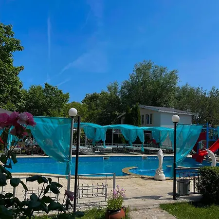 Devora 1 & Bar & Restaurant * Варна