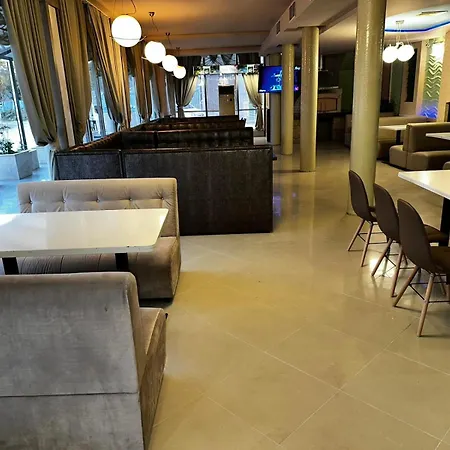 Διαμέρισμα Devora 1 & Bar & Restaurant Βάρνα